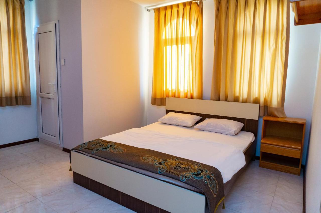 White Horse Hotel Baku Luaran gambar