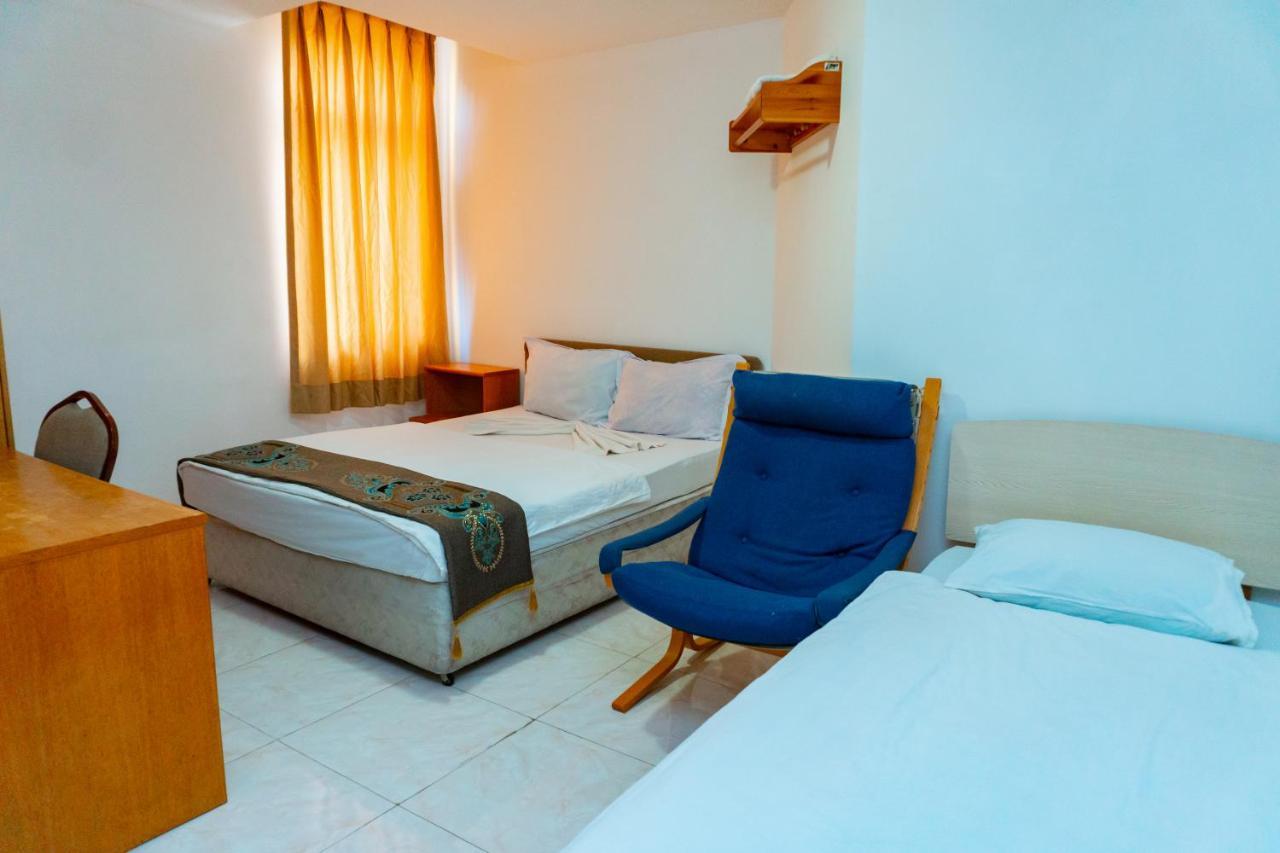 White Horse Hotel Baku Luaran gambar